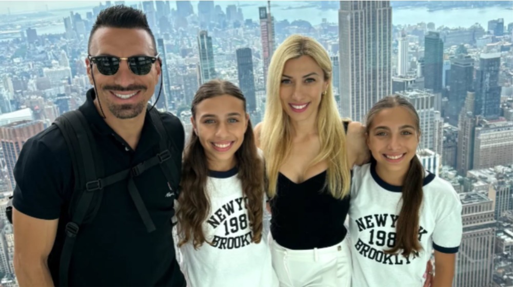 Χαραλαμπίδης: «Πήγα σπίτι και είπα στη σύζυγό μου, θα πρέπει να ξυπνάς εσύ και εγώ να κοιμάμαι» [βίντεο]